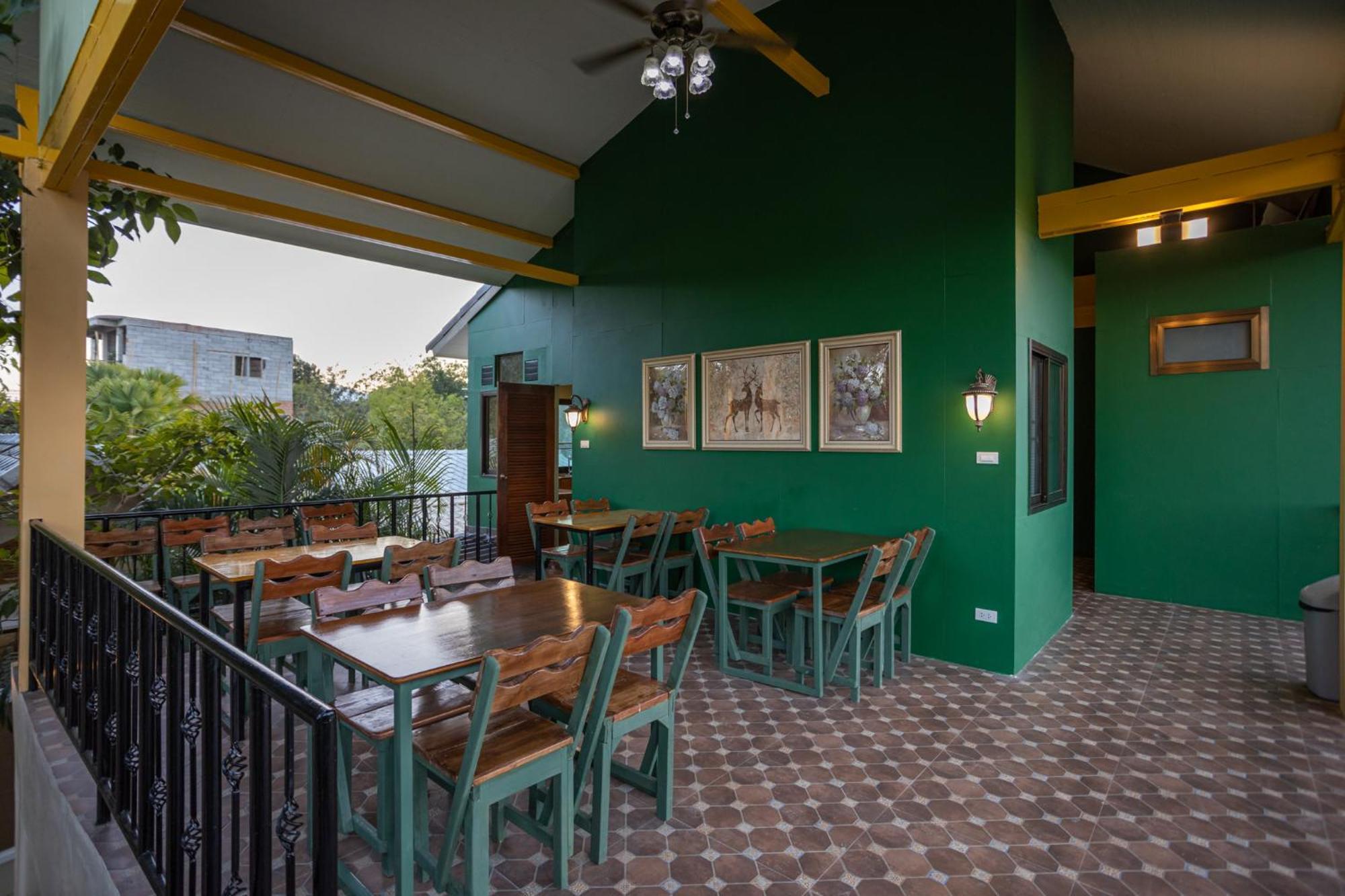 Mana-An Lake Hill Resort มานาอันเลคฮิลล์รีสอร์ต Chiang Mai Buitenkant foto