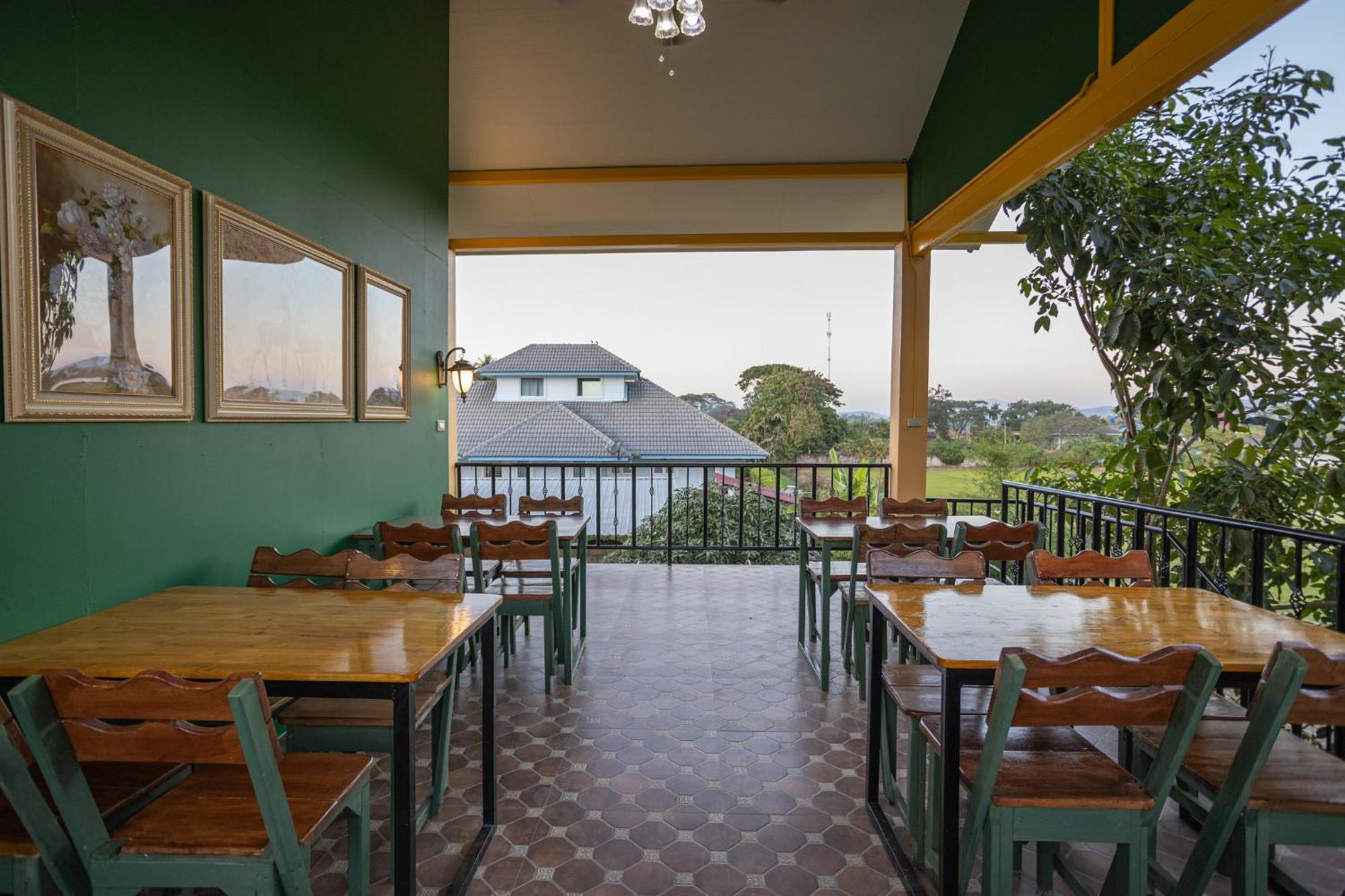 Mana-An Lake Hill Resort มานาอันเลคฮิลล์รีสอร์ต Chiang Mai Buitenkant foto