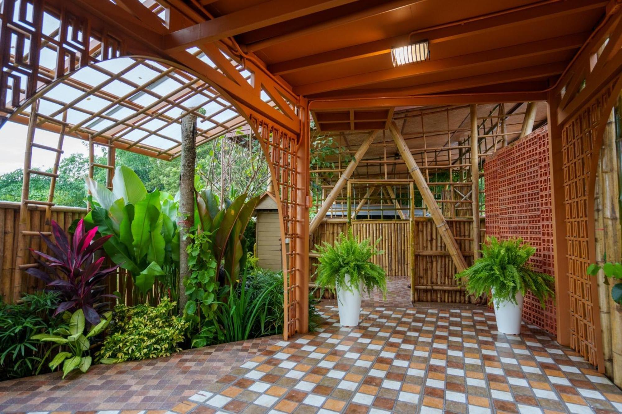 Mana-An Lake Hill Resort มานาอันเลคฮิลล์รีสอร์ต Chiang Mai Buitenkant foto